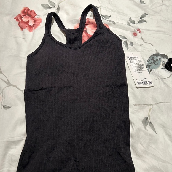 Lululemon Ebb to Street Tank Size 6 - Picture 3 of 6